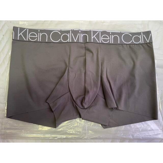 Calvin Klein(カルバンクライン)のCalvin Klein カルバンクライン ボクサーパンツ NB1906 L メンズのアンダーウェア(ボクサーパンツ)の商品写真