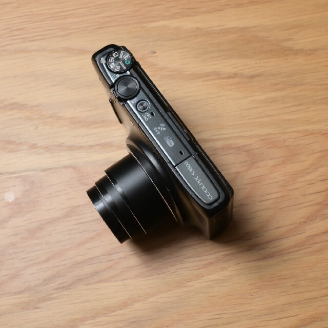 Nikon(ニコン)のデジカメ Nikon Coolpix S9500 デジタルカメラ SDカード付 スマホ/家電/カメラのカメラ(コンパクトデジタルカメラ)の商品写真