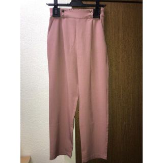 エニィスィス(anySiS)のテーパードパンツ(クロップドパンツ)