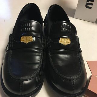 ミュウミュウ ローファー/革靴(レディース)の通販 300点以上 | miumiu ...