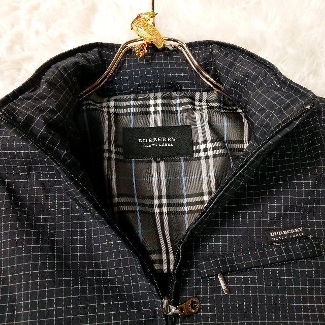 BURBERRY BLACK LABEL(バーバリーブラックレーベル)の【良品】バーバリーブラックレーベル ナイロンベスト 格子柄 ダークネイビー M メンズのトップス(ベスト)の商品写真