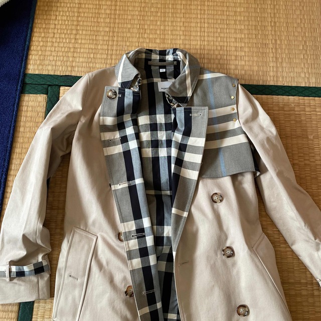 BURBERRY(バーバリー)のKRRP様ご専用Burberry トレンチコート レディースのジャケット/アウター(トレンチコート)の商品写真