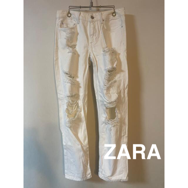 ZARA(ザラ)の34 ZARA ザラ ダメージクラッシュデニムパンツ ホワイト レディースのパンツ(デニム/ジーンズ)の商品写真