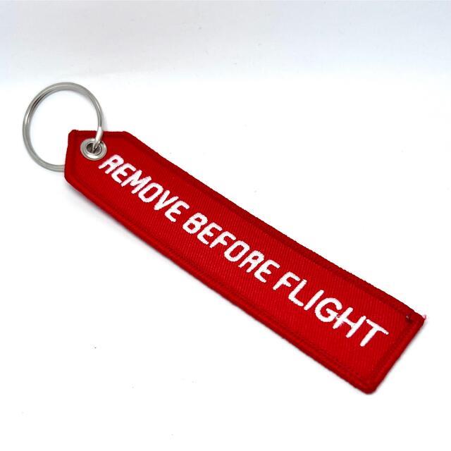 『REMOVE BEFORE FLIGHT』 五角形 フライトタグ　キーリング エンタメ/ホビーのテーブルゲーム/ホビー(航空機)の商品写真