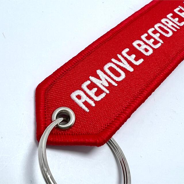 『REMOVE BEFORE FLIGHT』 五角形 フライトタグ　キーリング エンタメ/ホビーのテーブルゲーム/ホビー(航空機)の商品写真