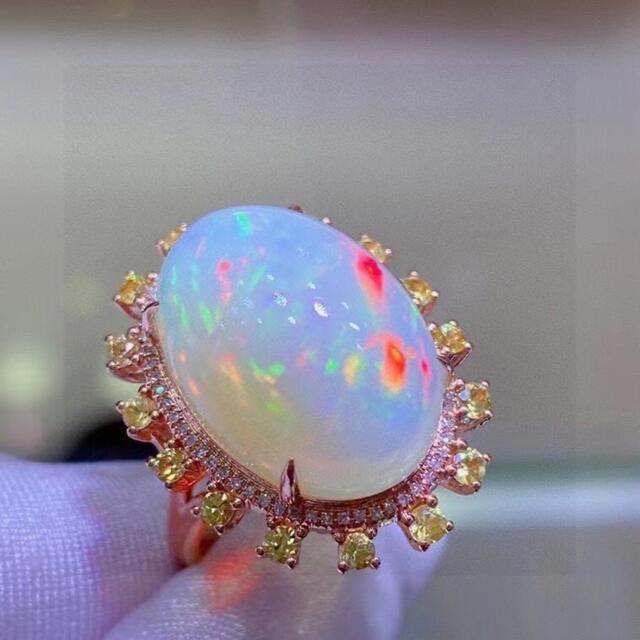独特な 【送料無料】 リング オパール 高級 k18 12.9ct リング(指輪) 独特な 【送料無料】 リング オパール 高級 k18 12.9ct リング(指輪)