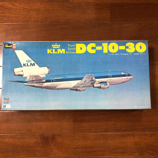 KLMオランダ航空　DC-10 レベル　1/144