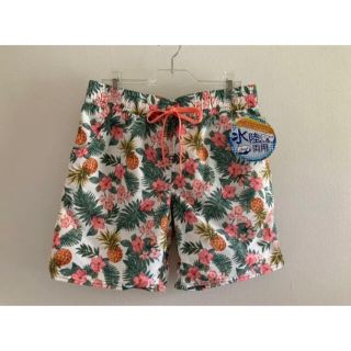 【新品】水陸両用　ショートパンツ　花柄　ピンク　プールや夏のレジャーに(その他)