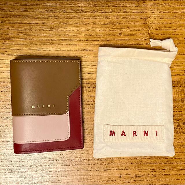 《未使用》MARNI 二つ折り財布 バイフォールドウォレット