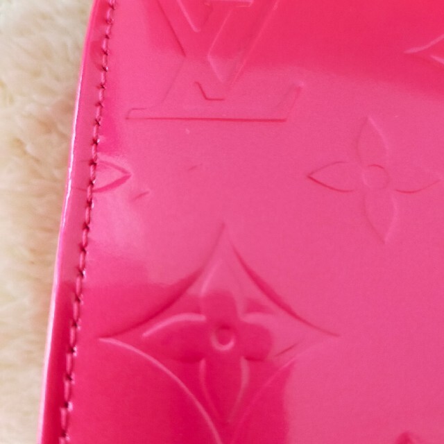 ルイヴィトン ヴェルニ レキシントン アクセサリーポーチ フューシャピンク