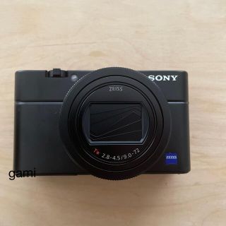 ソニー(SONY)のクーポン中限定値下げ　SONY DSC RX100M7(コンパクトデジタルカメラ)