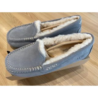 アグ(UGG)のUGG アンスレー モカシン ライトグレー 24センチ(スリッポン/モカシン)