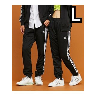 アディダス(adidas)のクラシック Primeblue SST トラックパンツ GF0210 L(その他)