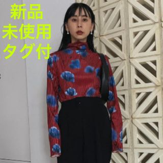 アメリヴィンテージ(Ameri VINTAGE)の【新品未使用】アメリヴィンテージ　花柄　MILA VELOUR CUT TOP(カットソー(長袖/七分))