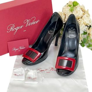 ロジェヴィヴィエ(ROGER VIVIER)の箱袋替えゴム付き ベルヴィヴィエ ロジェヴィヴィエ パンプス 25cm エナメル(ハイヒール/パンプス)