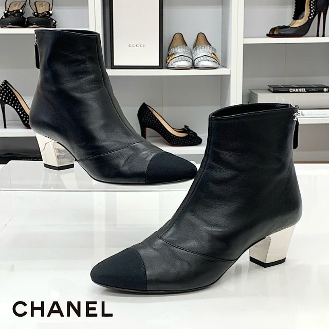 CHANEL - 4370 シャネル レザー ファブリック ココマーク ショートブーツ ブラック