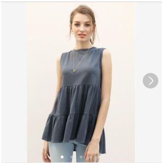 アリシアスタン(ALEXIA STAM)のRuffle Hem Sleeveless Top Charcoal(カットソー(半袖/袖なし))