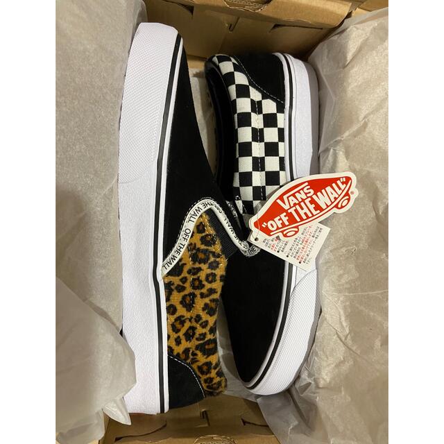 VANS(ヴァンズ)の26.5cm【VANS】レオパード ×チェッカー×ブラック　スリッポン メンズの靴/シューズ(スリッポン/モカシン)の商品写真