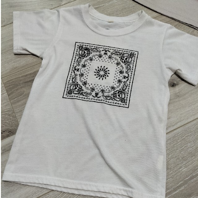 130 Tシャツ　４枚セット　男の子 キッズ/ベビー/マタニティのキッズ服男の子用(90cm~)(Tシャツ/カットソー)の商品写真