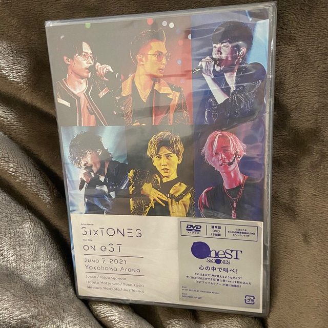 SixTONES - SixTONES on est LIVE DVD 通常盤 新品未開封の通販 by ...