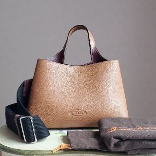 トッズ バッグの通販 2,000点以上 | TOD'Sのレディースを買うならラクマ