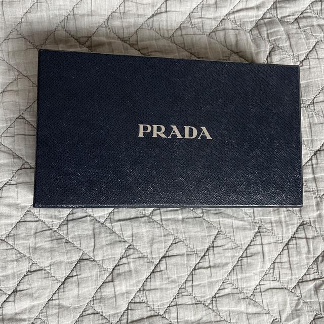 PRADA(プラダ)のPRADA 箱のみ　 レディースのバッグ(ショップ袋)の商品写真