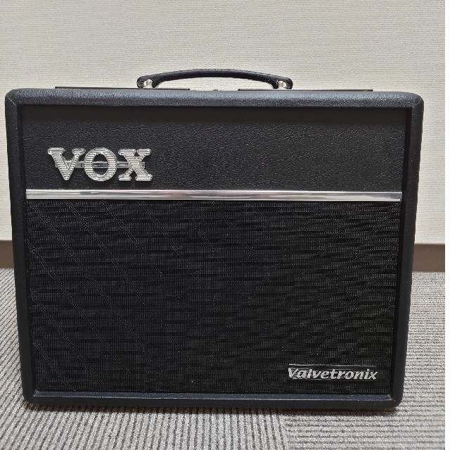 VOX(ヴォックス)のVOX VT20+　エレキギターアンプ 楽器のギター(ギターアンプ)の商品写真