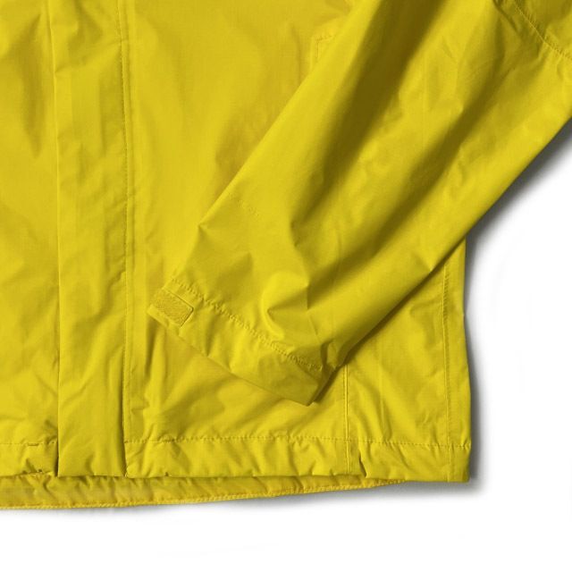 THE NORTH FACE(ザノースフェイス)のノースフェイス ナイロンジャケット 撥水(XL)黄黒(ロゴプリント)180915 メンズのジャケット/アウター(マウンテンパーカー)の商品写真