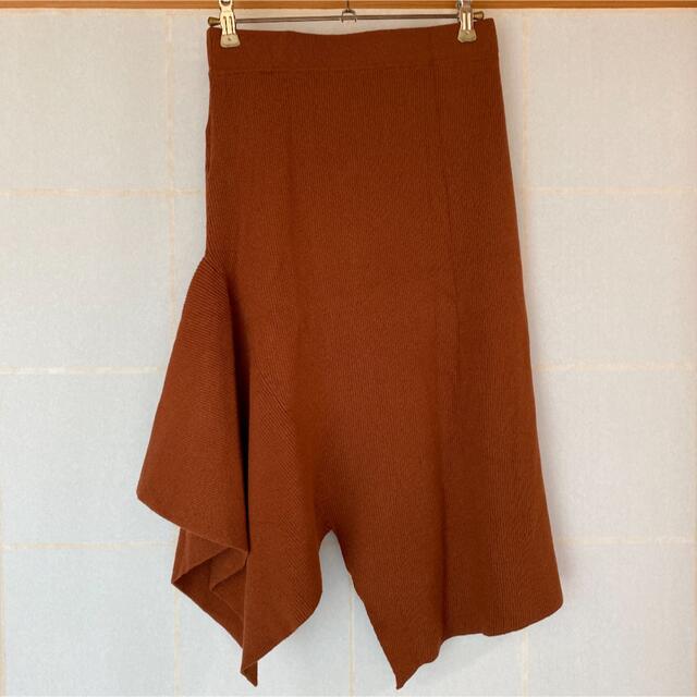 GOUT COMMUN(グーコミューン)のニットスカート レディースのスカート(ひざ丈スカート)の商品写真