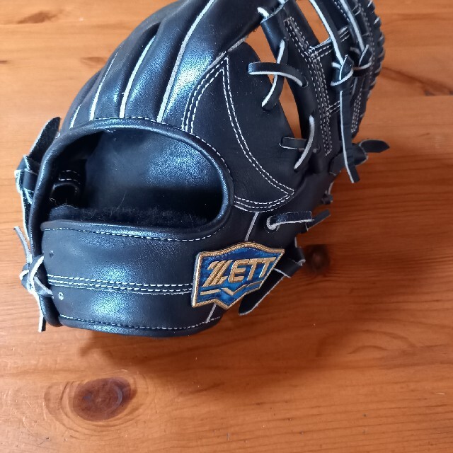 ZETT(ゼット)のゼット硬式グローブ高校野球対応　内野手用 スポーツ/アウトドアの野球(グローブ)の商品写真
