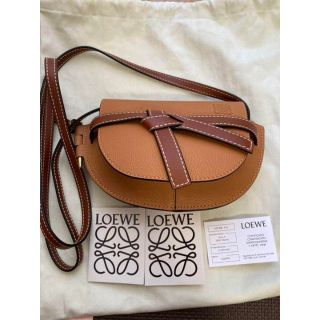 ロエベ ミニショルダーバッグの通販 100点以上 | LOEWEを買うならラクマ