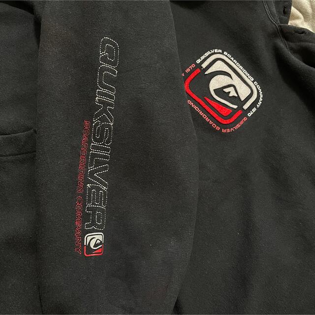 QUIKSILVER(クイックシルバー)の【QUIKSILVER】刺繍ロゴ スウェット パーカー L ボード US古着 メンズのトップス(パーカー)の商品写真