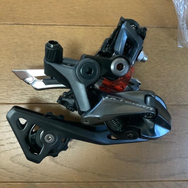 SHIMANO(シマノ)の未使用品　Ultegra 8000 リアディレイラー　フロントディレイラー スポーツ/アウトドアの自転車(パーツ)の商品写真