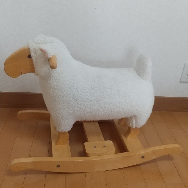 ヒツジ ゆらゆら木馬 ロッキングラム Rocking Lamb