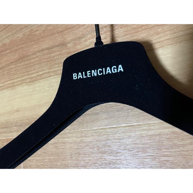 Balenciaga(バレンシアガ)のBALENCIAGA  バレンシアガ　ハンガー インテリア/住まい/日用品の収納家具(押し入れ収納/ハンガー)の商品写真