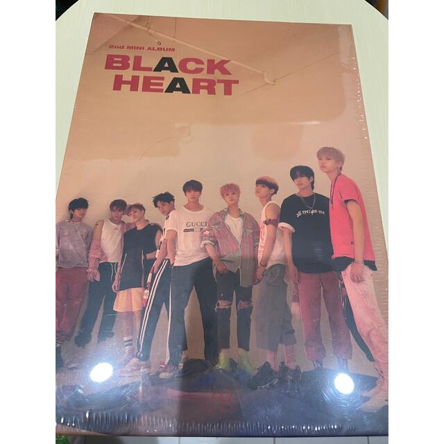 【未開封】BLACK HEART UNB 2nd アルバム エンタメ/ホビーのCD(K-POP/アジア)の商品写真