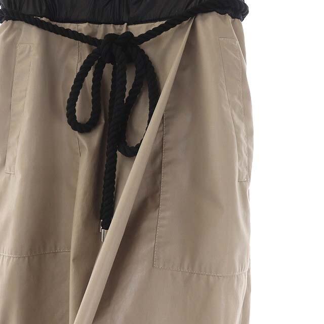 ADORE(アドーア)のアドーア  22SS グロッシーブロードスカート ロング 36 ベージュ 黒 レディースのスカート(ロングスカート)の商品写真