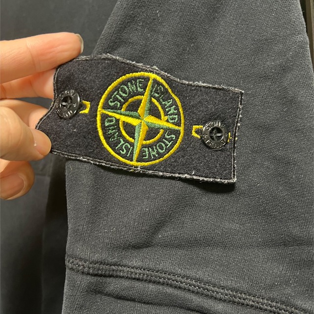 STONE ISLAND(ストーンアイランド)のストーンアイランド　トレーナー（スウェット）Mサイズ メンズのトップス(スウェット)の商品写真