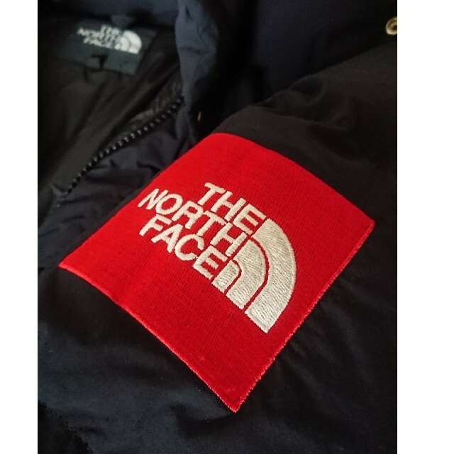 THE NORTH FACE(ザノースフェイス)の⭕日曜限定値下げ！★赤スクエアロゴ刺繍！キャンプシェラショート ダウンジャケット メンズのジャケット/アウター(ダウンジャケット)の商品写真