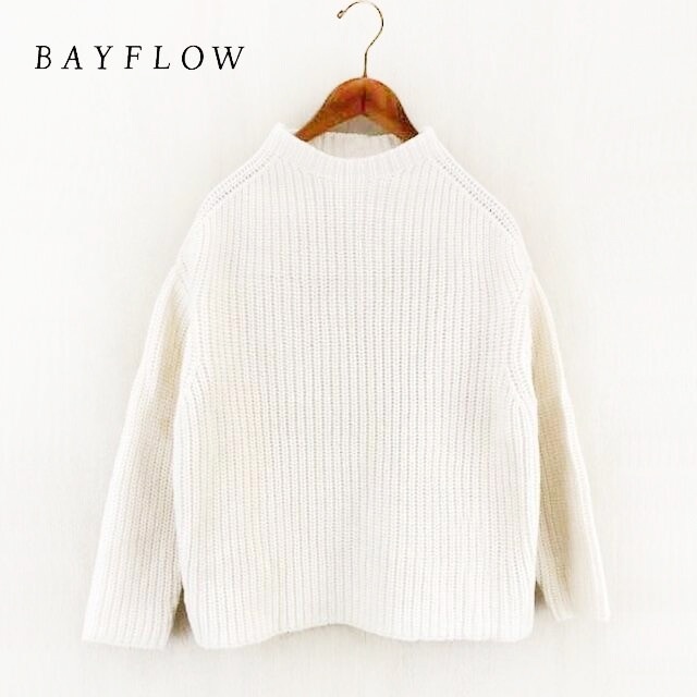 BAYFLOW(ベイフロー)の新品 BAYFLOW✨ベイフロー アゼアミ ボートネック ニット オフホワイト レディースのトップス(ニット/セーター)の商品写真