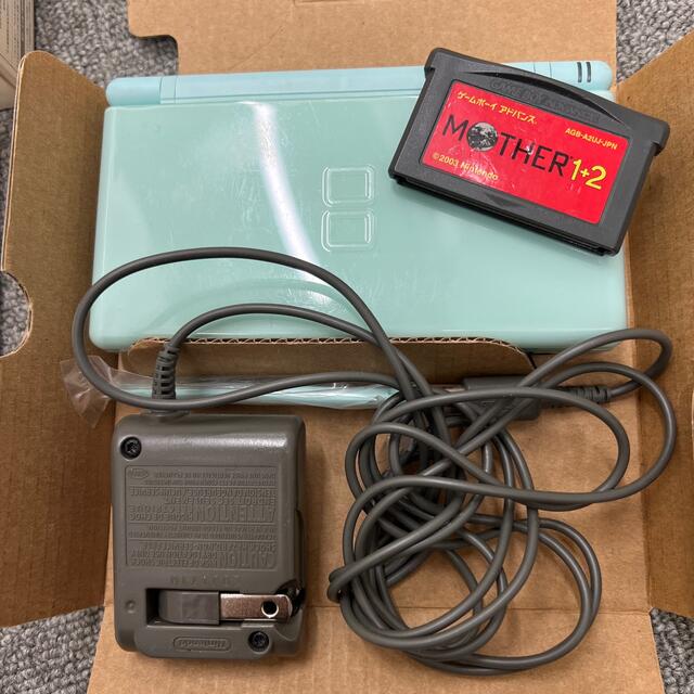 ニンテンドーDS(ニンテンドーDS)のニンテンドーDSLite MOTHER1+2ソフト付き エンタメ/ホビーのゲームソフト/ゲーム機本体(携帯用ゲーム機本体)の商品写真