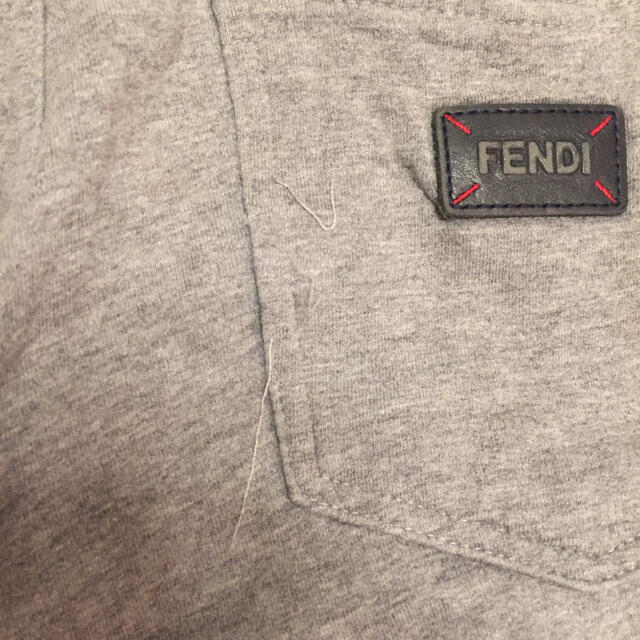 FENDI(フェンディ)のSALE‼️フェンディ FENDI 裏起毛 パンツ ズボン ボトムス キッズ/ベビー/マタニティのキッズ服男の子用(90cm~)(パンツ/スパッツ)の商品写真