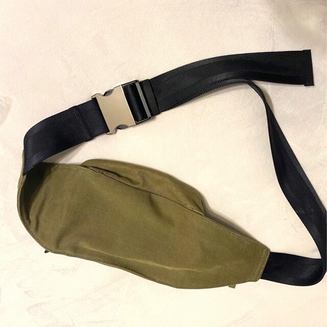 READYMADE(レディメイド)の最安値　値下げ　READYMADE  BODY POUCH / GRN メンズのバッグ(ボディーバッグ)の商品写真