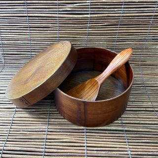 日本製/今治産 25個☆天然木☆亀甲彫飯器 しゃもじ付き おひつにも