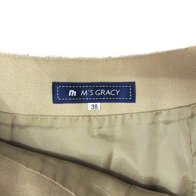 M'S GRACY(エムズグレイシー)のエムズグレイシー フラワー カメリア レース スカート タック ベージュ 38 レディースのスカート(ひざ丈スカート)の商品写真