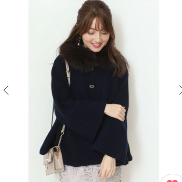 新品 Apuweiser-riche ファー付きフレアケープニット - greatriverarts.com