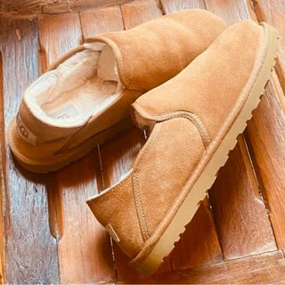 UGG - 超美品✨28⇒27相当✨綺麗めコーデ✨UGG✨KENTON ケントンの通販