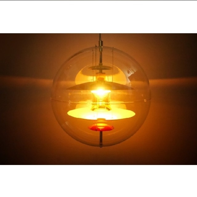ヴェルナーパントン オシャレ ペンダントライト 照明 球体  北欧 インテリア/住まい/日用品のライト/照明/LED(天井照明)の商品写真