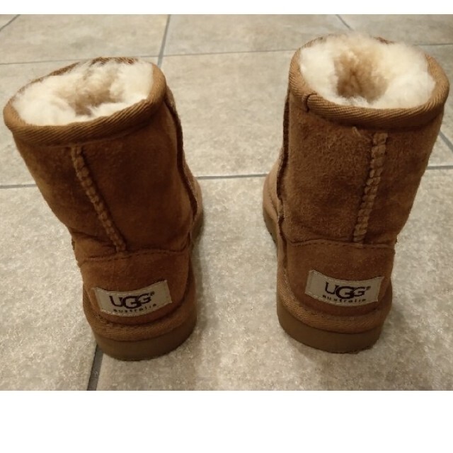 UGG - UGG アグ ムートンブーツ 子供用 13.5cmと14.5cmのセットの通販