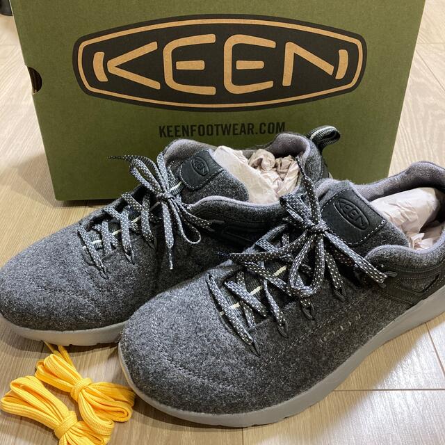 未使用 keen ハイランドアーウェイ スニーカー 27.5cm | www